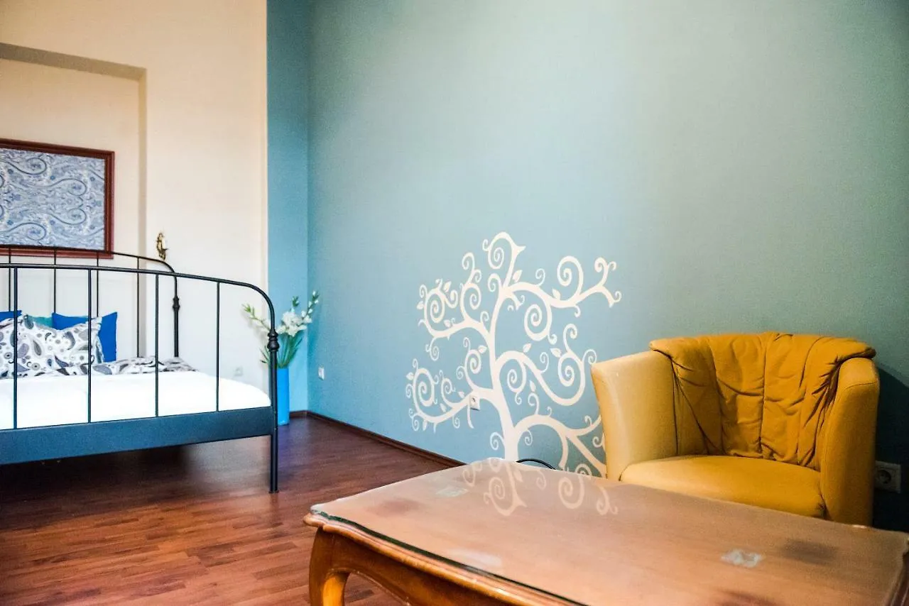 Indigo Apartment With Free Parking Будапешт