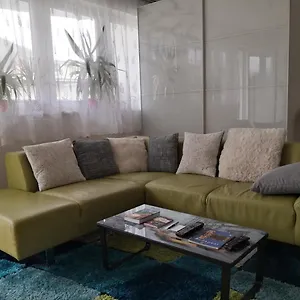  Apartament 1,5 Szobas Lakas Terasszal,koezel A Szechenyi Fuerdohoez