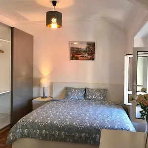 Luciano Resident Lizbona
