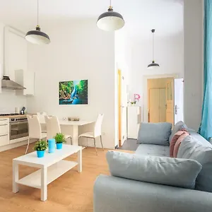 New - Super Super Apartament